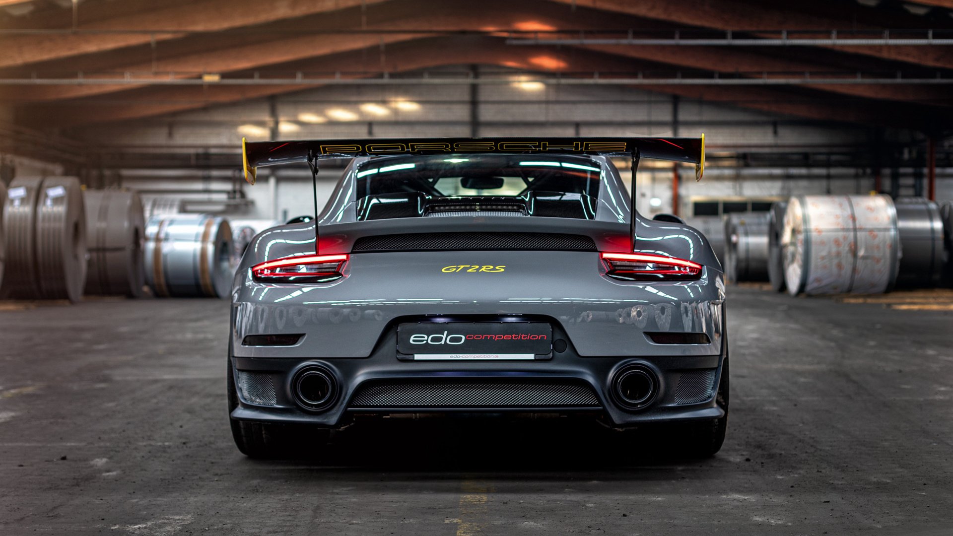 体育教师课堂压力应对机制与干预措施研究，体育教师课堂管理